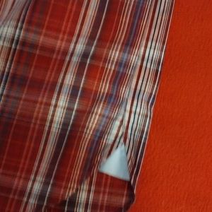Plaid vintage 80s 2-ply Tommy Hilfiger.